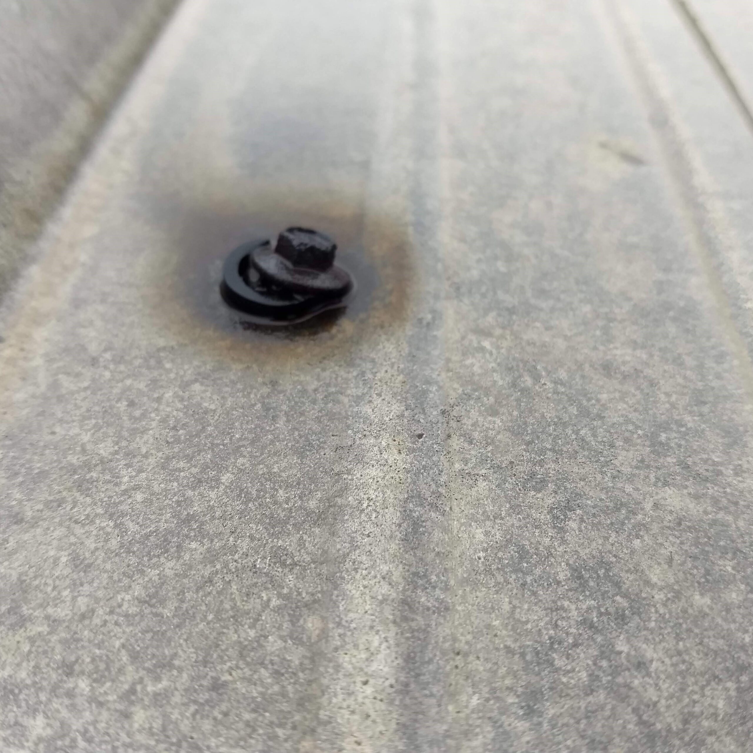 Crooked metal roof fastener